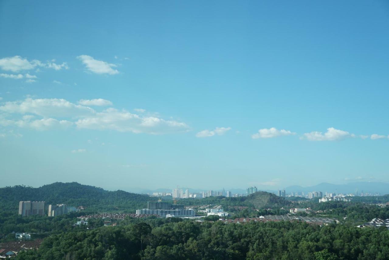 2 Carpark Gep 5 Star Hotel Bed & Sofa Studio Seri Kembangan Buitenkant foto